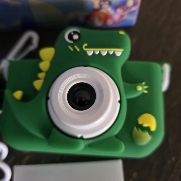 Kids Green Dinosaur Digital Camera - Fun Compact Photo Camera