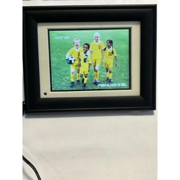 Pandigital 5.6