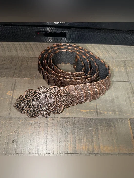 Women's L/XL Ornate Floral boho copper toned Western Stretch Belt 37.5