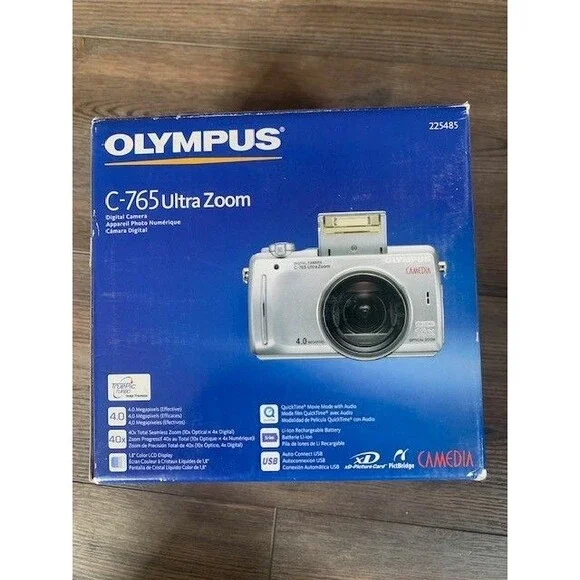 Olympus CAMEDIA C-765 Ultra Zoom 4.0MP Digital Camera - Silver