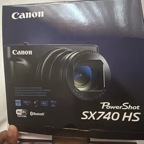 Canon PowerShot SX740 HS Compact Digital Camera - Black