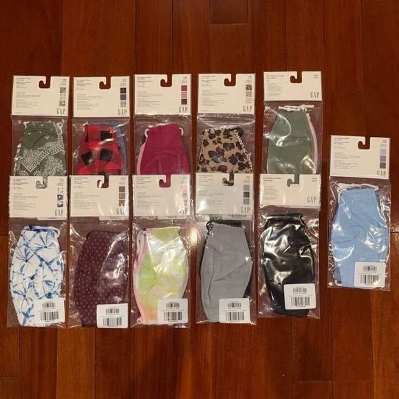 32x GAP 100% Cotton Adult Face Masks