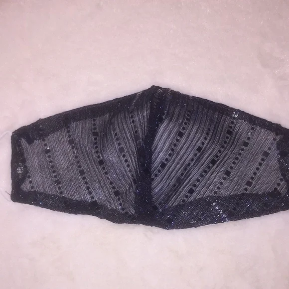 Adult navy Blue sequined mask. NWT.