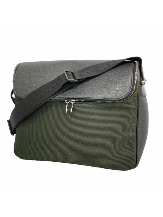 Louis Vuitton Shoulder Bag Taiga Ardoise