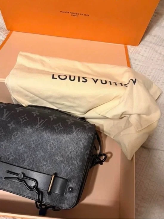 Louis Vuitton Monogram Eclipse Steamer Messenger Bag - Black/Gray