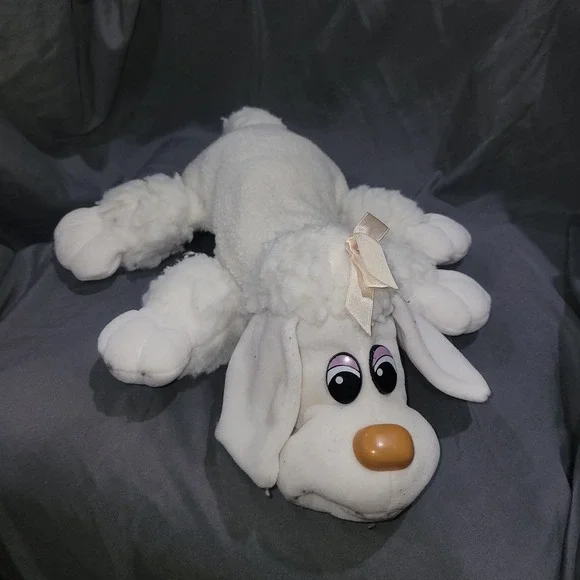 Vintage 1980s Pound Puppies White Poodle Purple Eyes Ribbon 19