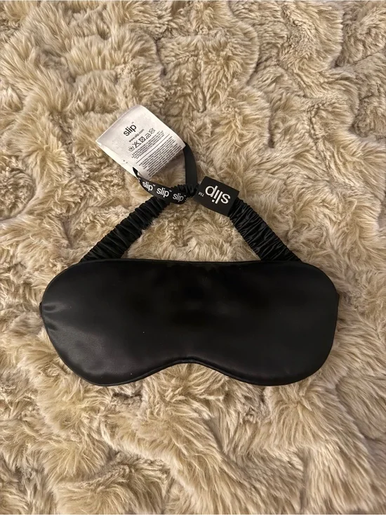 Slip Silk Sleep Mask in Black