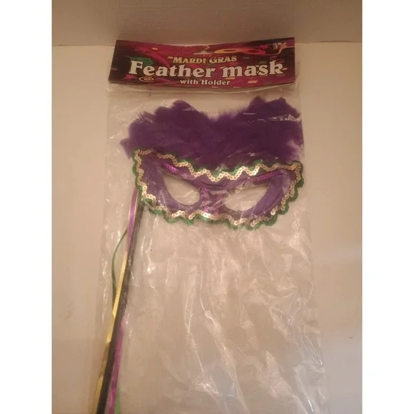 Mardi Gras Feather Mask With Holder New In Package
