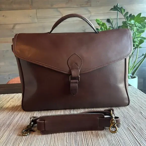 EDDIE BAUER | Vintage Mahogany Leather Shell Briefcase / Portfolio Bag