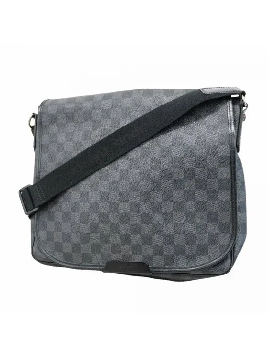 Louis Vuitton Shoulder Bag Damier Graphite Daniel MM Black Gray