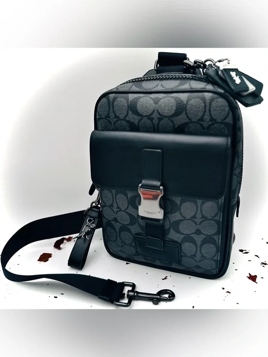 Coach Track Pack In Signature Canvas