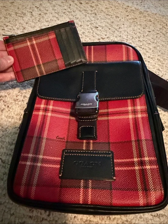Coach Red Plaid Crossbody Messenger W/Black Trim CC029 W/Mini Card/Coin Wallet