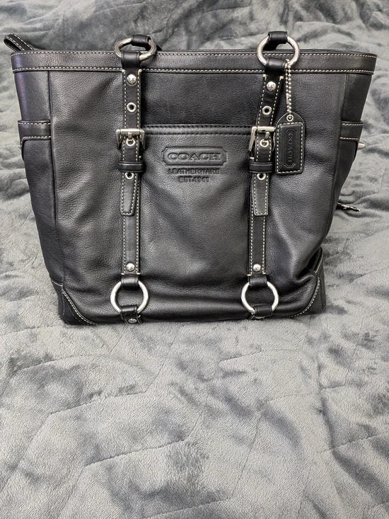 Coach Black Leather Tote Bag with Ring Hardware