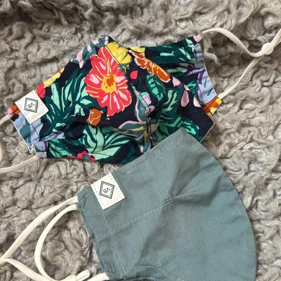 Vera Bradley Floral Navy, Pink & Green Cotton Face Masks (2-Pack)