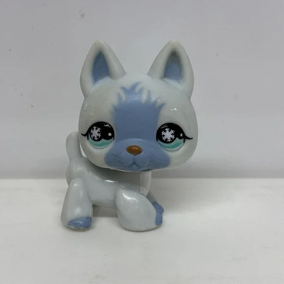 LPS Littlest Pet Shop 2007 German Shepherd Dog Blue Snowflake Eye Ice #689