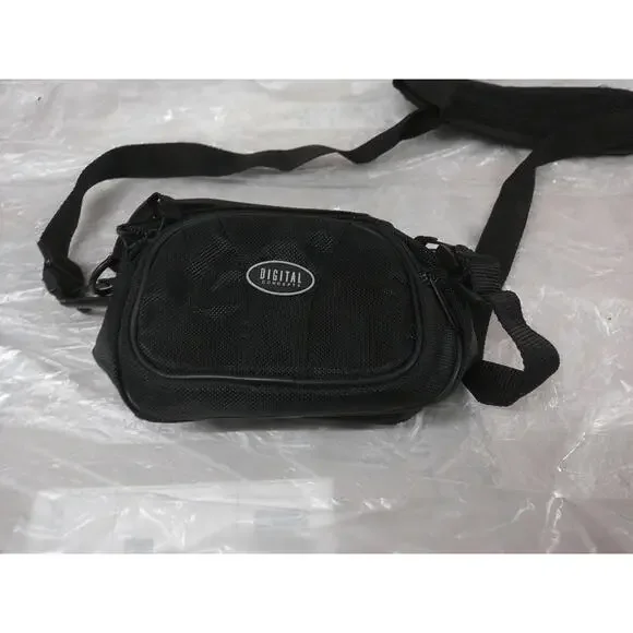 Digital Concepts Camera Camcorder Black Bag 8”x5”x5”