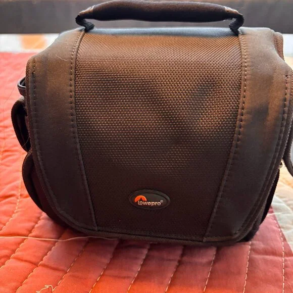 Lowe Pro camera bag + strap
