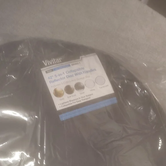 Vivitar Black 5-in-1 Collapsible Reflector Disc with Handles