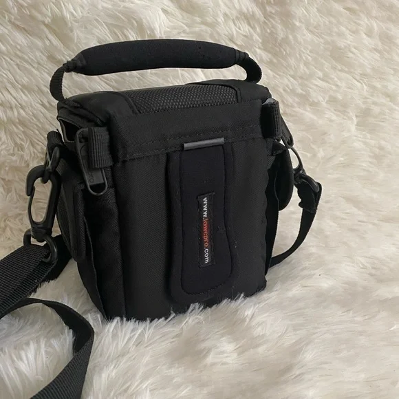 Lowepro Camera Case | Black