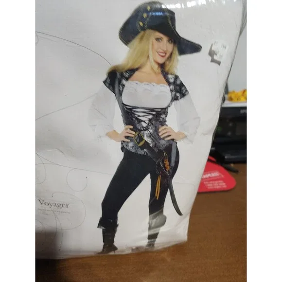 XX 28053 Voyager Pirate Costume By Underwraps