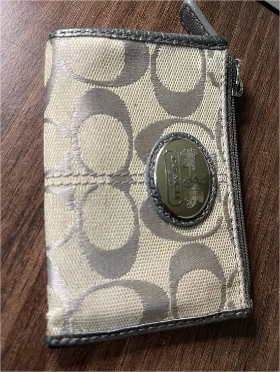 Coach Signature Canvas Keychain Coin Purse Wallet