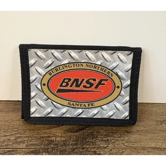 BNSF Railway Tri-fold Men's Wallet Billfold Burlington  Northern Santa Railroad