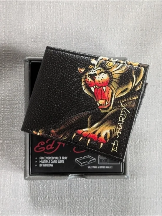 Ed Hardy Panther Priny Leather Wallet. NWT!