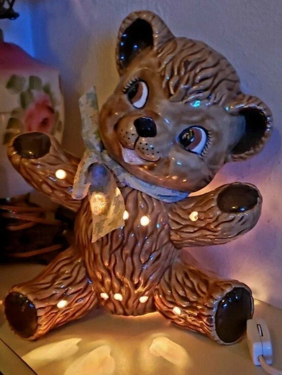 Vintage 1983 Teddy Bear Lamp/Night Light