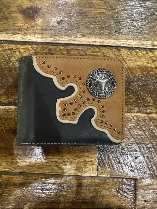 NWT Men’s Western Rodeo Bifold Wallet Longhorn Concho PU Leather Cowboy