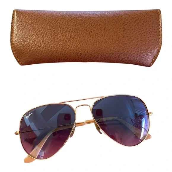 Ray-Ban Luxotica  Gradient Light Blue Aviator Sunglasses, with Case.