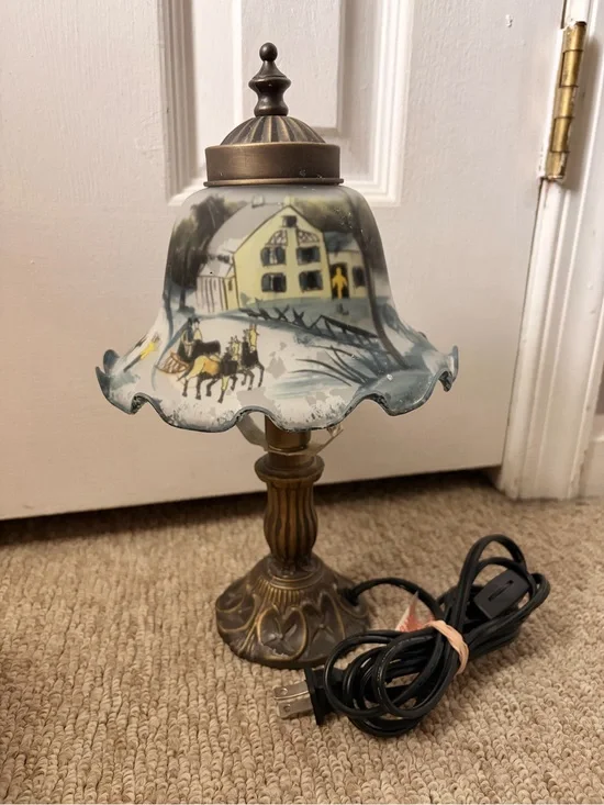 Vintage Scrolled Glass Winter Scene Table Lamp - Blue & Cream