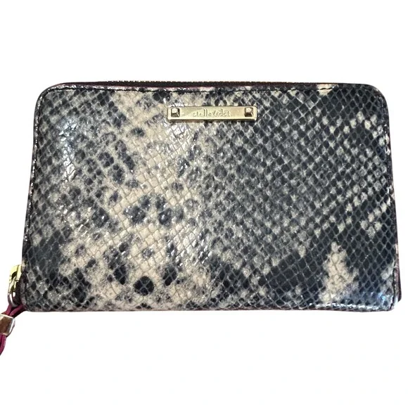 Stella & Dot Faux Python Snakeskin Zip Around Wallet.‎