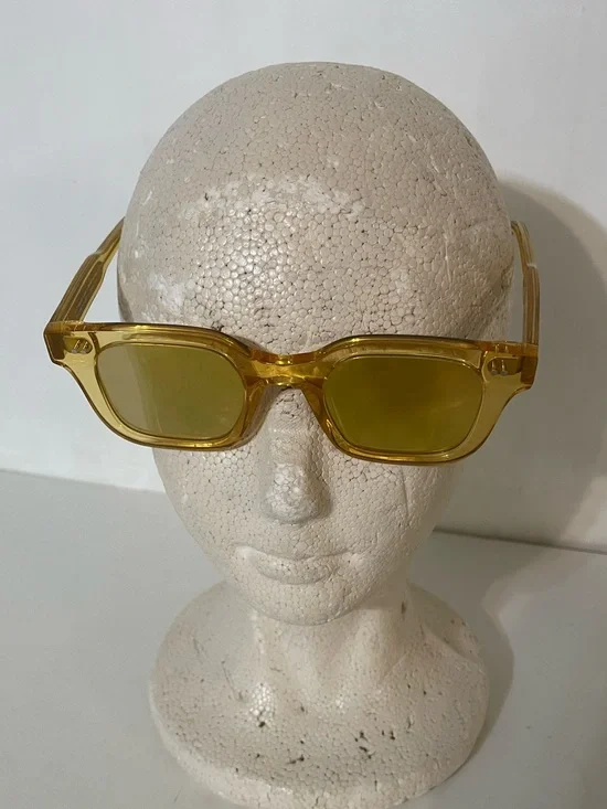 CHIMI Sumglasses in Mango