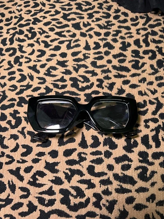 Black Thick Frame Blue-Light Glasses — Never Worn 👓🤎