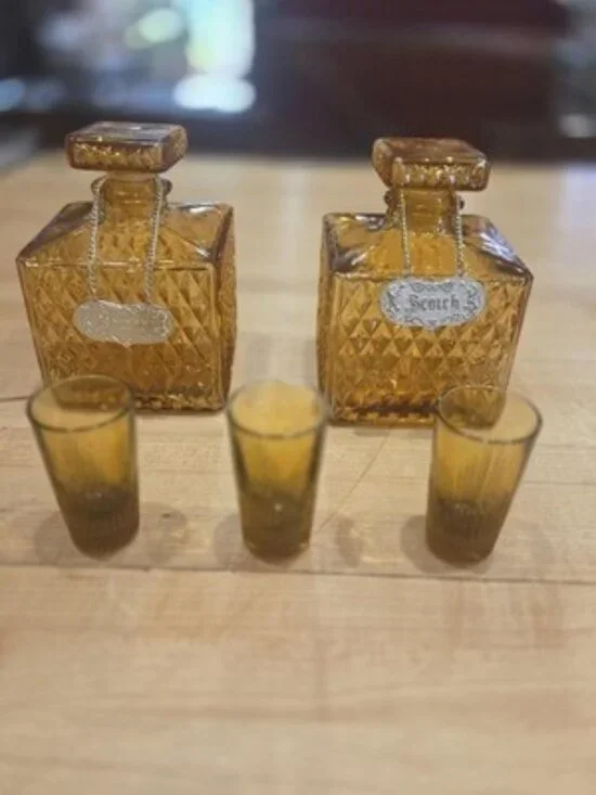 Vintage MCM Amber Glass Diamond Point Decanter Set with Shot Glasses Tags