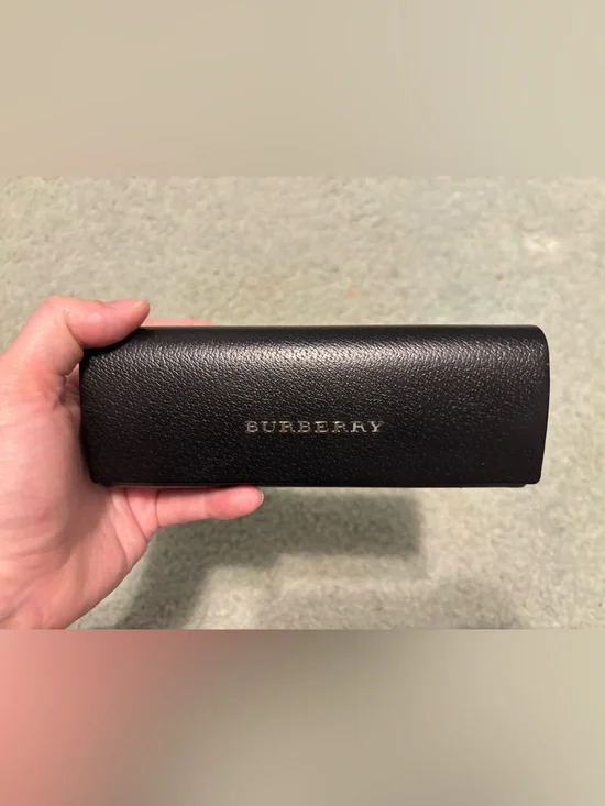 Burberry hard shell glasses case