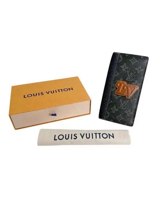Louis Vuitton Monogram Bi Foldlong Wallet Portefeuille Brazza NM Green