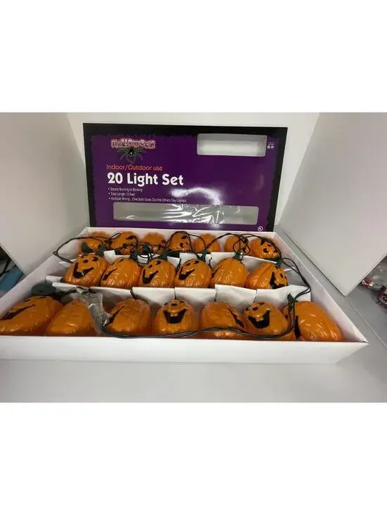 Vintage Halloween Jack-O-Lantern 20 Light Set Indoor/Outdoor Blow Mold Lights
