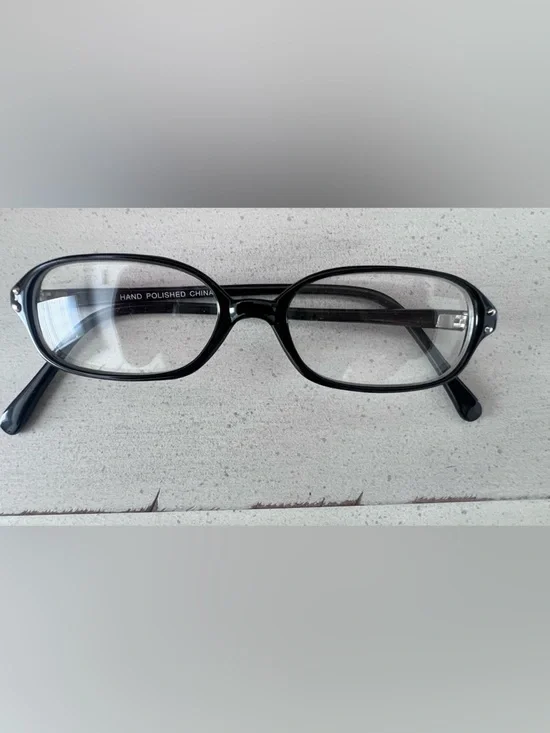 Black Oval Glasses- non prescription