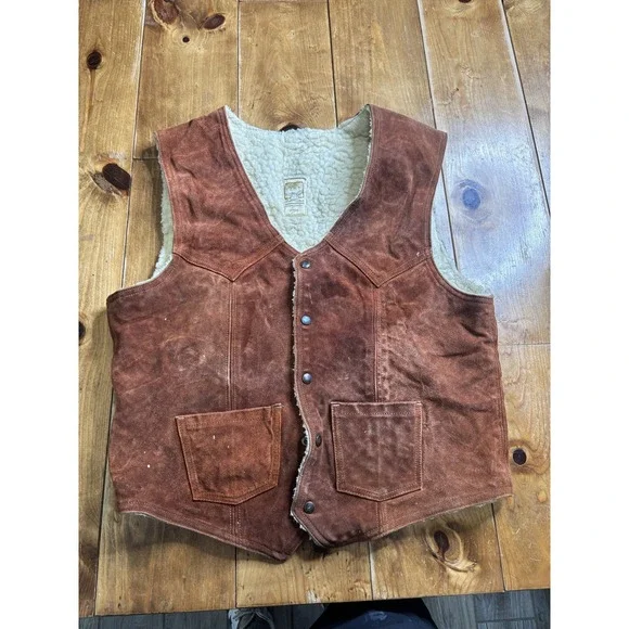 Vintage Sheyenne Men's Large Brown Suede Sherpa Lined Western Vest Snap Front