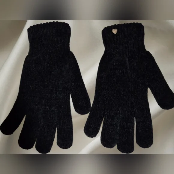 Juicy Couture Black Knit Soft Gloves With Gold Heart Charm One Size