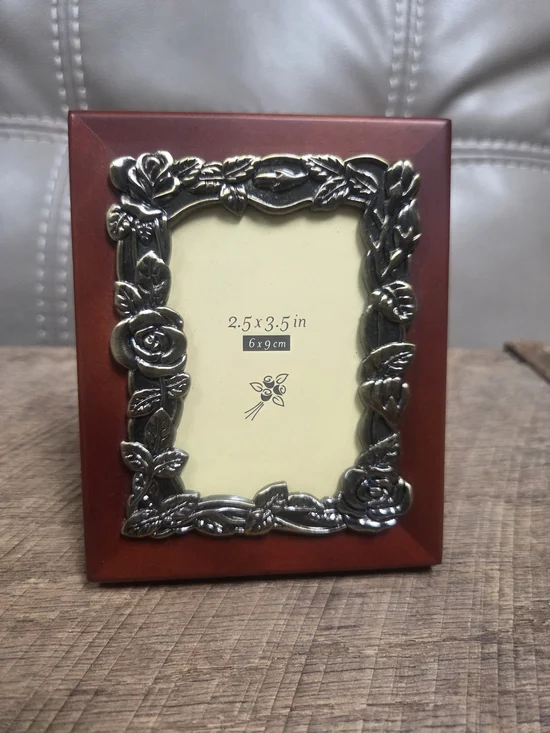 Vintage Weston Gallery Floral Mini Frame ~ Bin Q