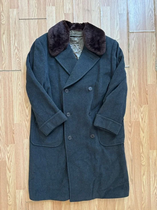 Hugo Boss Men's Double-Breasted Trench Coat in Black with Dark Fur Collar