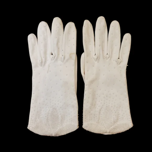Vintage 60s Beaded Elegant White Gloves Size‎ S NWOT