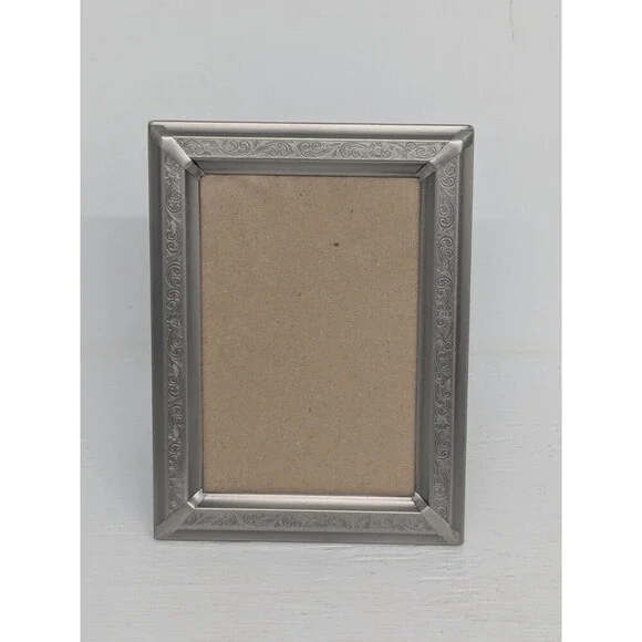 Vintage Silvertone 5X7
