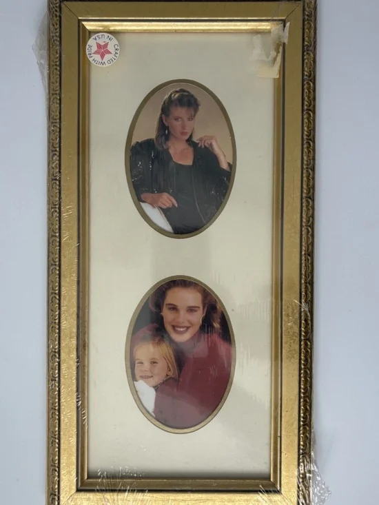 NEW Vintage Style Double Oval Gold Tone Photo Frame | 16