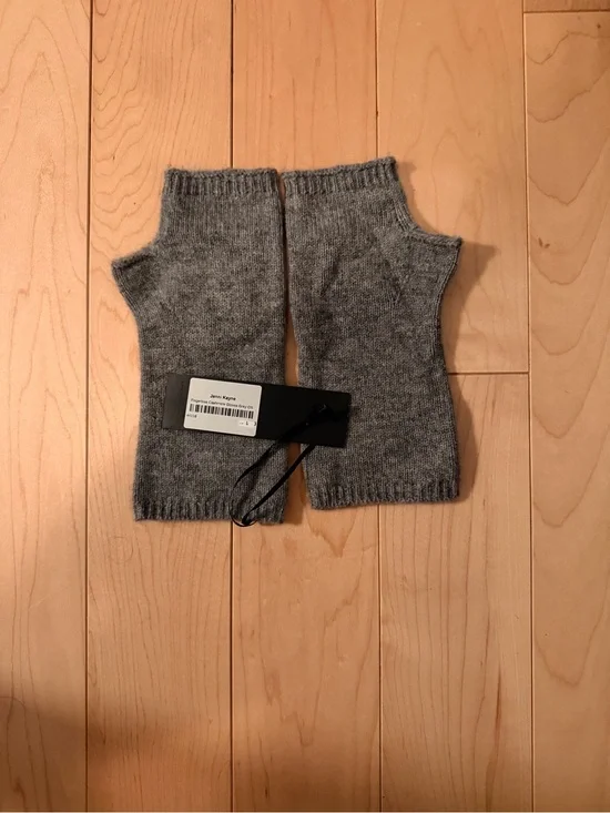 Jenni Kayne Gray Fingerless Cashmere Mittens