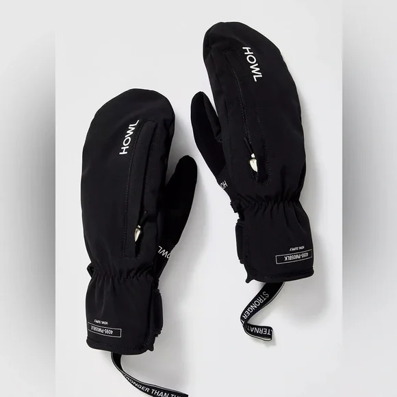 NWT Howl Pocket Mittens by Free People