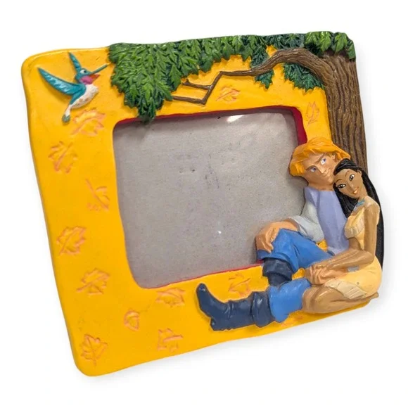 Disney Pocahontas John Smith Picture Frame Kids‎ Yellow Excellent 3D Resin