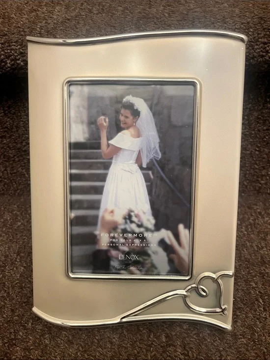 Lenox Ivory Picture Frame with Silver Heart Accent